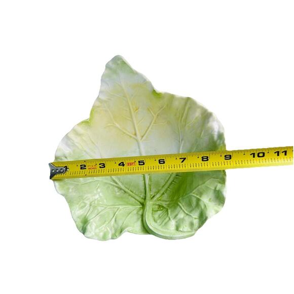 Vintage Cabbage Leaf Serving Bowl Lettuce Green Yellow White Porcelain Mold 128 - Picture 6 of 12